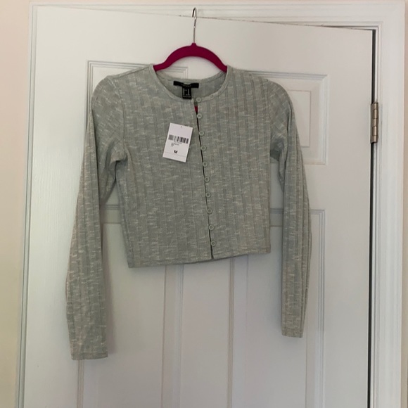 Forever 21 cropped long sleeve - Picture 1 of 1